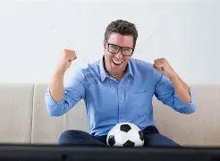 火箭惊险击,败雄鹿,格林砍下,Bet365下载ios,iOS版,体育博彩,移动应用,下载Bet365,体育赛事